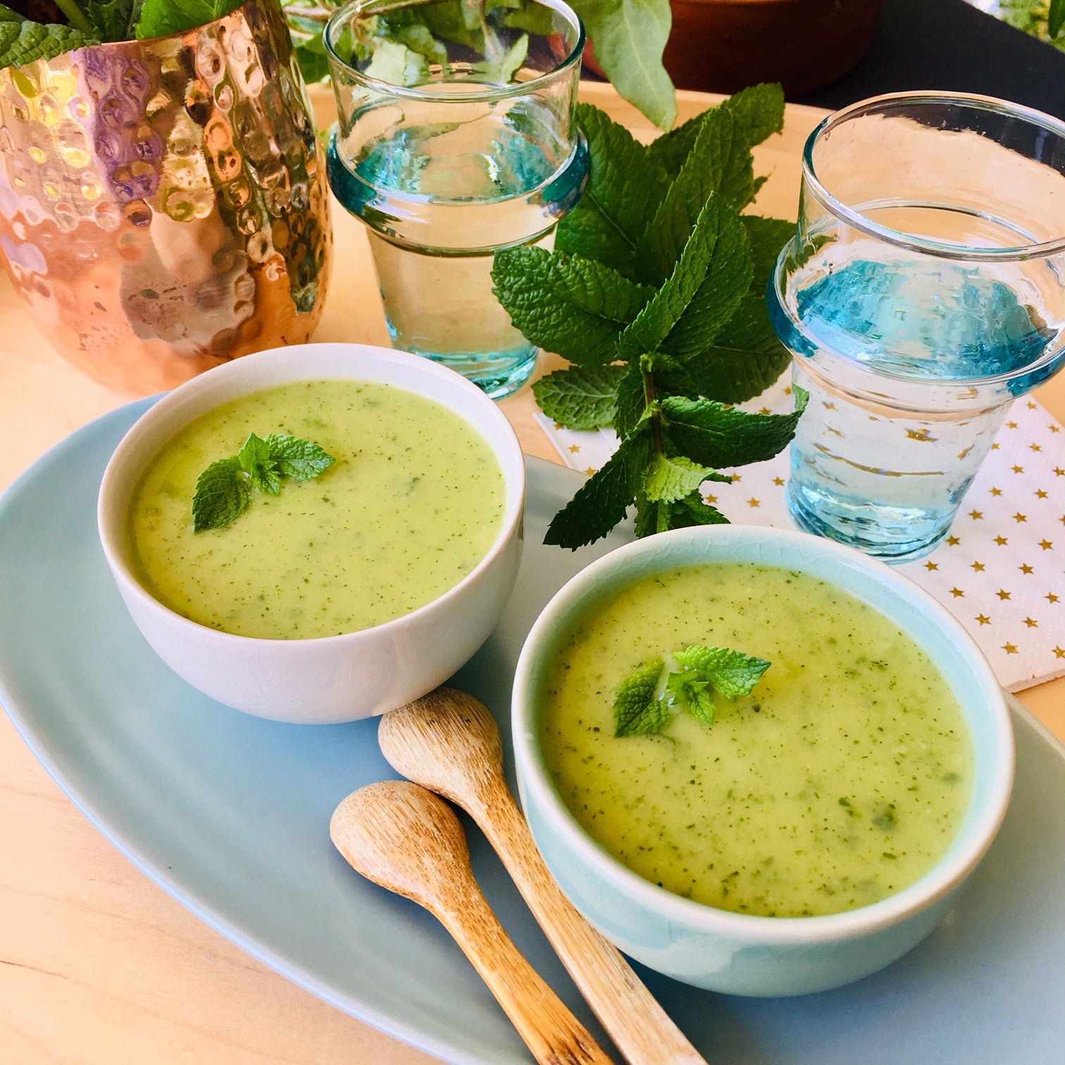 Soupe de courgette à la menthe